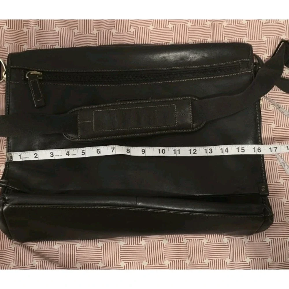 Kenneth Cole Reaction Laptop‎ Messenger Laptop Briefcase Genuine Pebbled leather